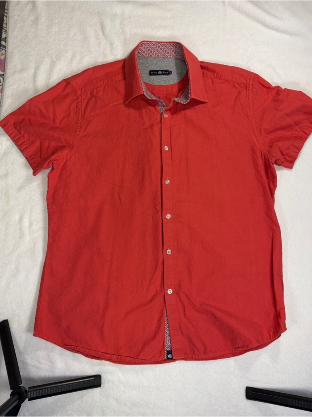 Stone Rose Short Sleeve Button Up Shirt Red Contrast Collar Size 5 Large